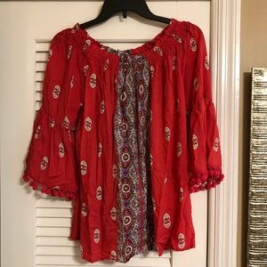 Boutique top - size small